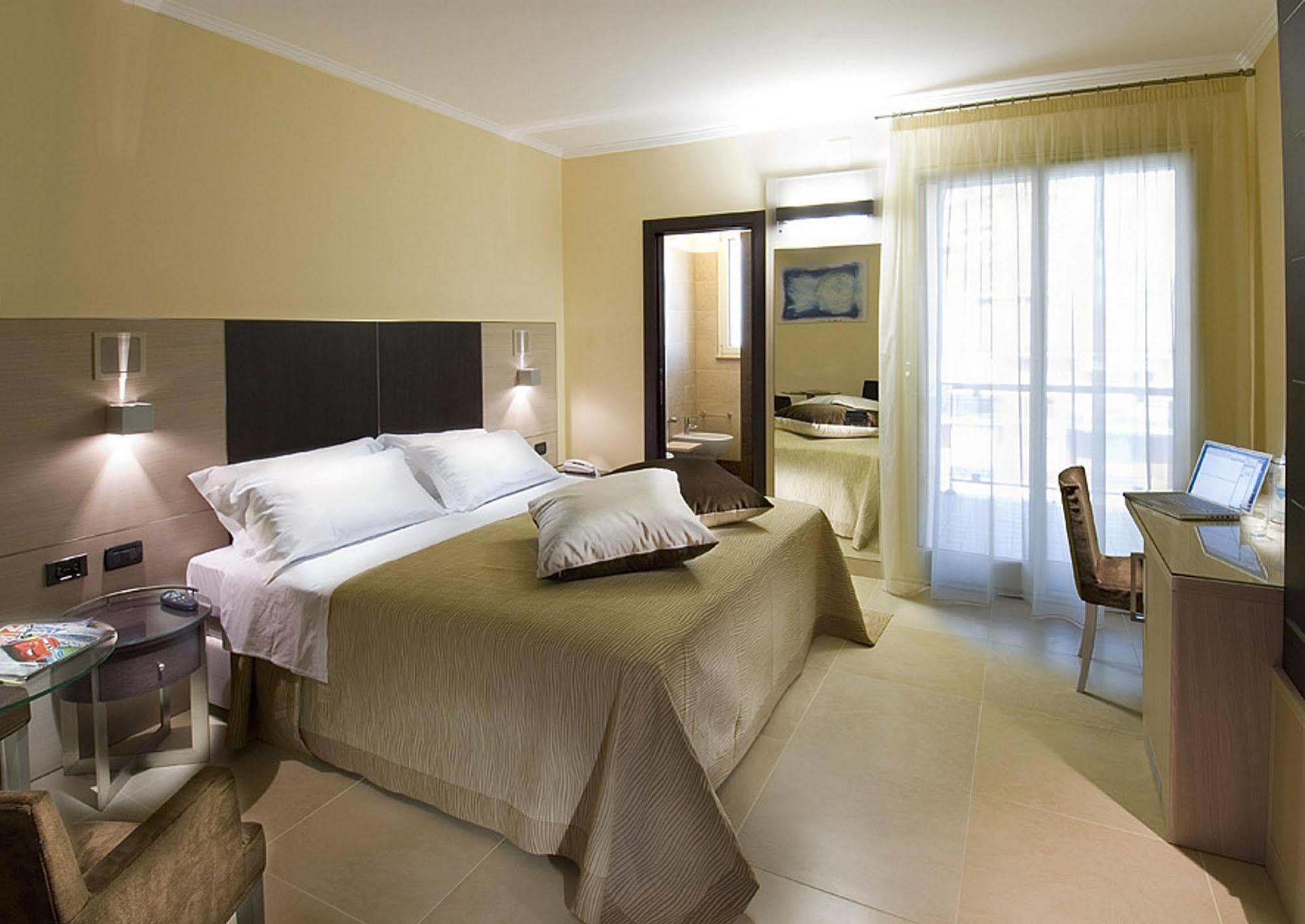 Hotel Imperial Σαν Μπενεντέτο ντελ Τρόντο Εξωτερικό φωτογραφία